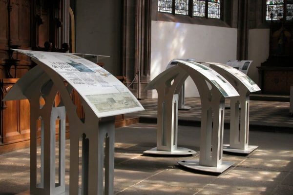 plaque-identification-photo_Chapelle-St-Riom-2.jpg_1 plaque-identification-photo_Chapelle-St-Riom-2.jpg_1